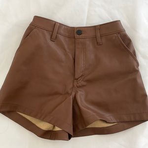 Hollister Women’s S Ultra High-Rise Faux Leather Shorts
